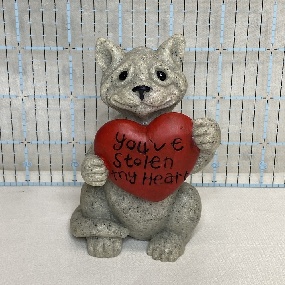 Quarry Critters You've Stolen my Heart Cat Figurine
